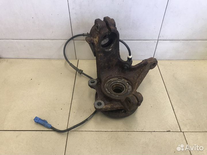 Кулак поворотный передний правый 206 1998-2012