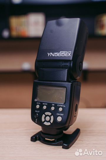 Вспышка Youngnuo 565ex