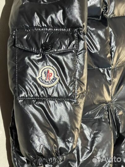 Зимний комбинезон Moncler