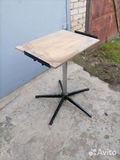 Стойка для телевизора