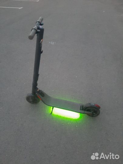 Электросамокат ninebot kickscooter es2