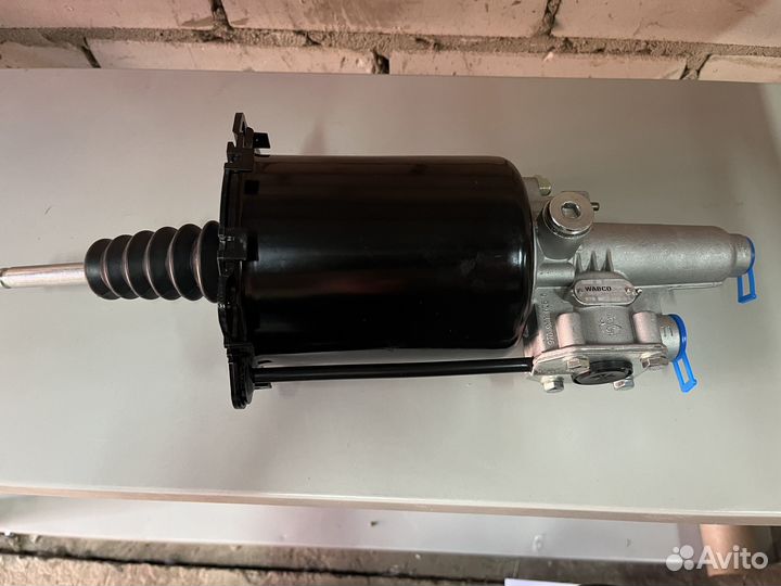 Пневмогидравлический усилитель (пгу)