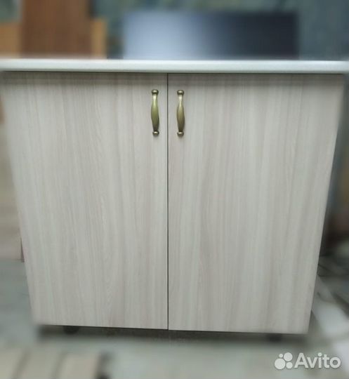 Кухоный шкаф