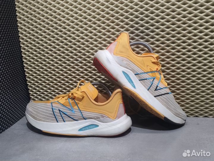 Кроссовки нб оригинал 42