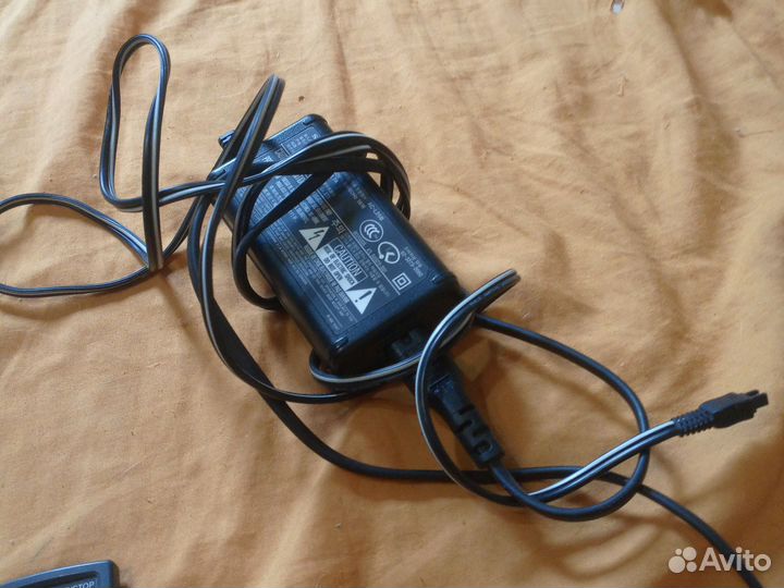 Видео камера Sony handycam DvD