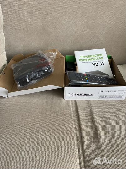 Цифровая спутниковая тв-приставка HD J1