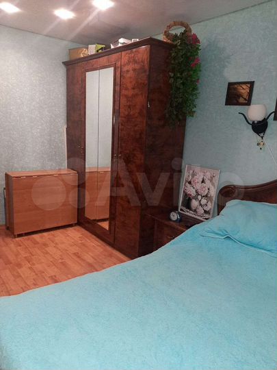 2-к. квартира, 57 м², 1/5 эт.