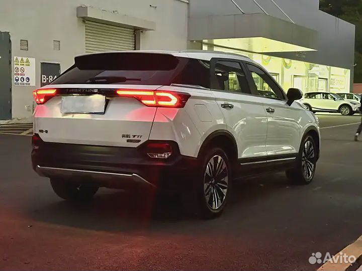 FAW Bestune T77 1.5 AMT, 2021, 14 000 км