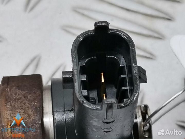 Форсунка Opel Insignia (A) 2009 55566050