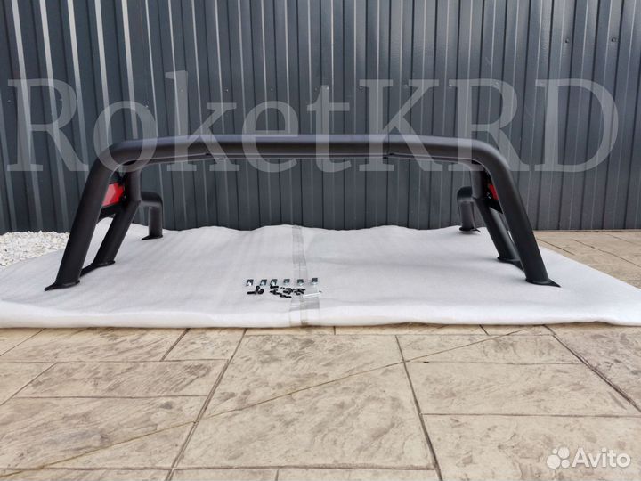 Дуга в багажник Toyota Hilux с 2015 года