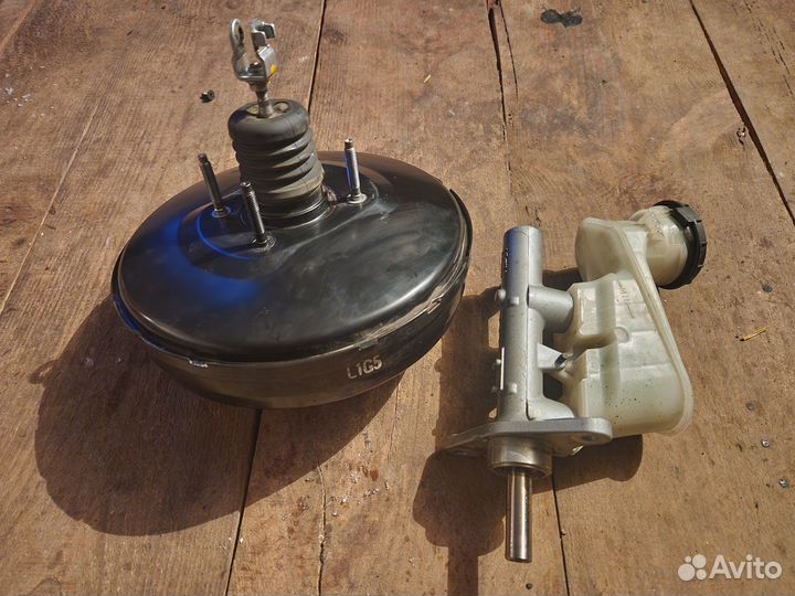 Главный тормозной цилиндр Хонда Аккорд 8