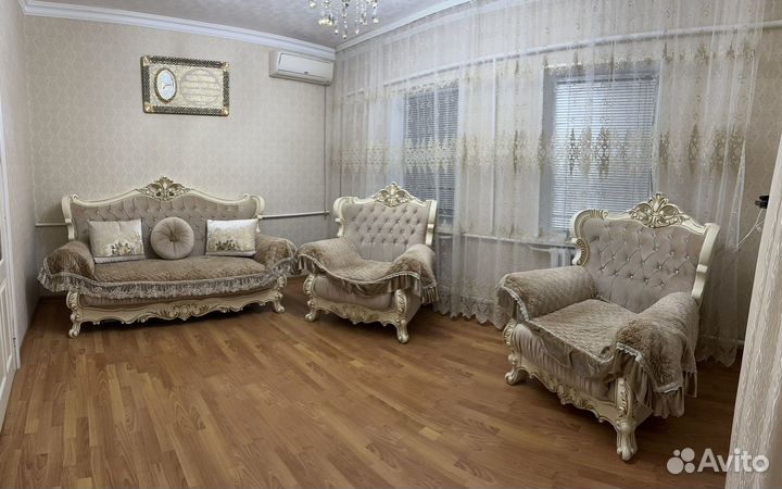 Диван и 2 кресла