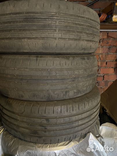 Continental ContiPremiumContact 5 215/60 R16