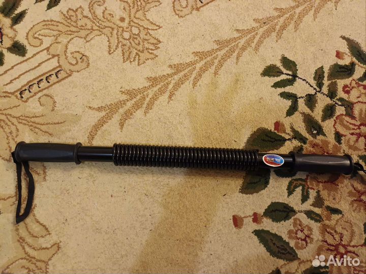 Эспандер пружинный 60 кг power twister