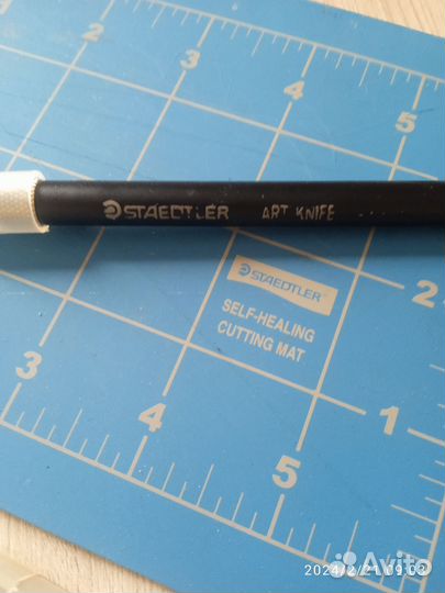 Нож скальпель канцелярский staediler