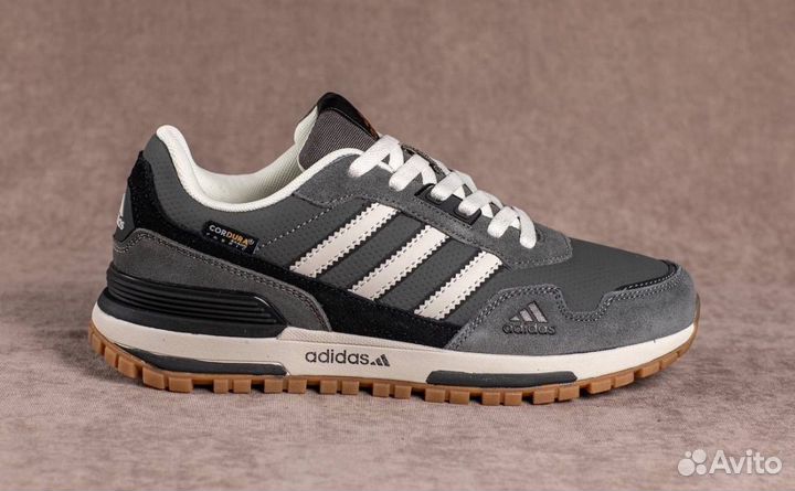 Кроссовки Adidas мужские