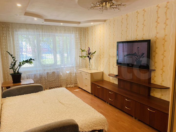 2-к. квартира, 55 м², 1/5 эт.