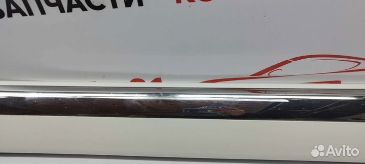 Накладка двери левая Toyota Land Cruiser 200