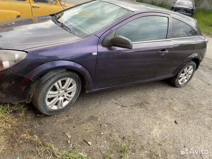 Запчасти на opel astra gtc h 2007