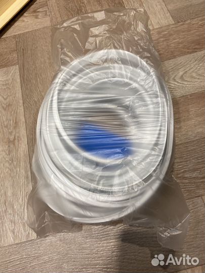 Перчатки, плинтус,уголок