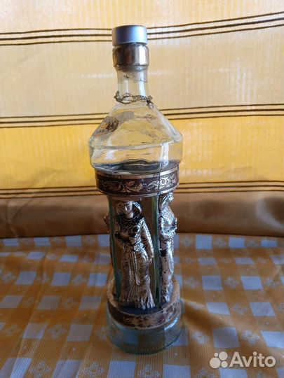 Бутылка от коньяка советских времён