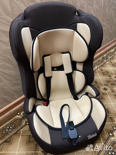 Детское автокресло