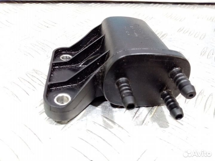 Б/У Демпфер топливной рампы VW crafter#002