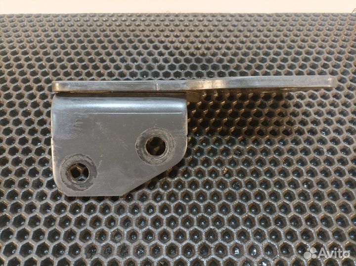 21243554 Кронштейн перекидок Renault T, Volvo FH