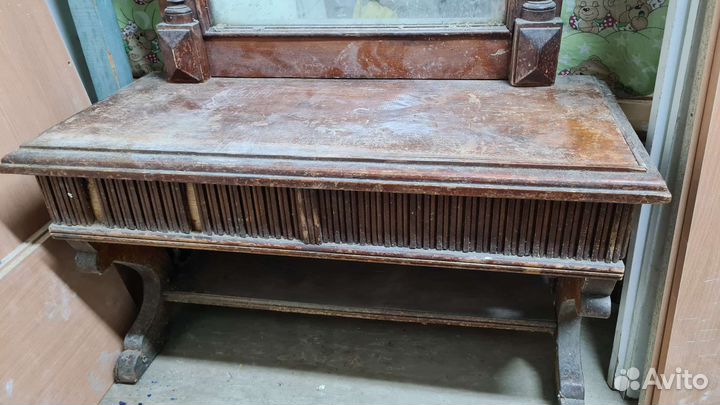 Зеркало с консолью старинное