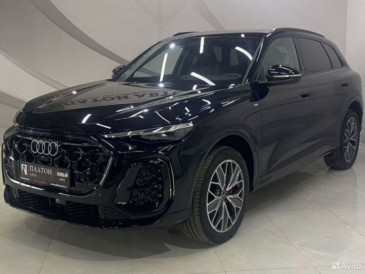 Audi Q5L 2.0 AMT, 2026