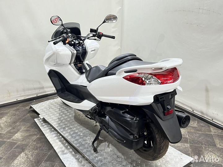 Скутер Yamaha Majesty 250