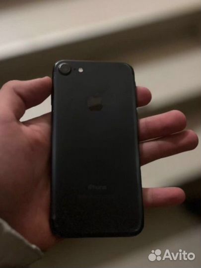 iPhone 7, 32 ГБ