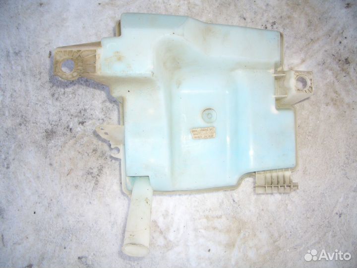 Бачок омывателя лобового стекла Форд Фокус 3 с11