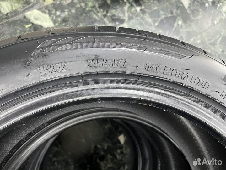 Triangle EffeXSport TH202 225/45 R17 94Y