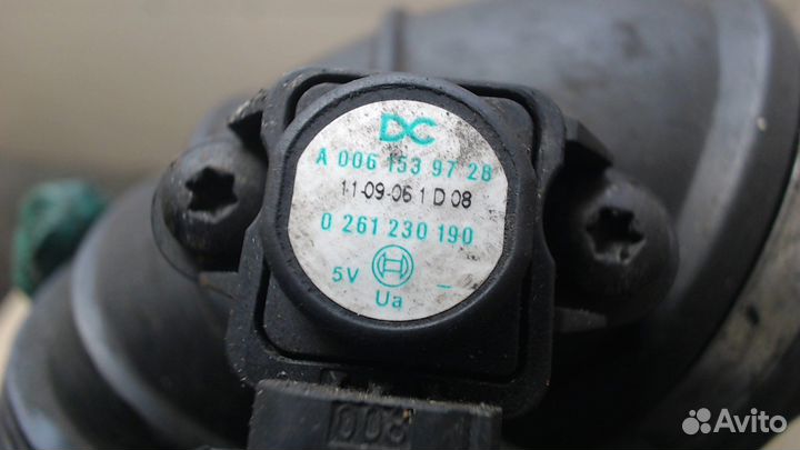 Патрубок воздушного фильтра Mercedes C W204, 2011