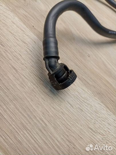 Трубка вакуумная BMW 5 G30/G31 G30 2020