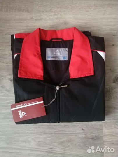 Ветровка для мальчика 146/152