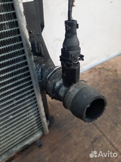 Радиатор основной Bmw 3 хэтчбэк 3 дв. 2.0 N42B20A