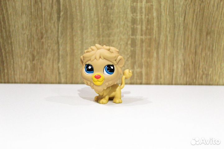 Игрушки Littlest Pet Shop