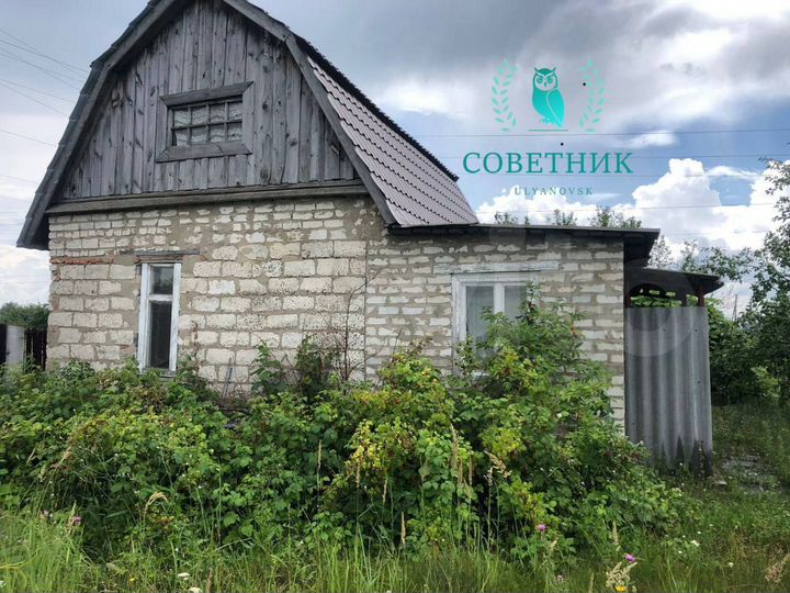 Дом 23,7 м² на участке 15 сот.