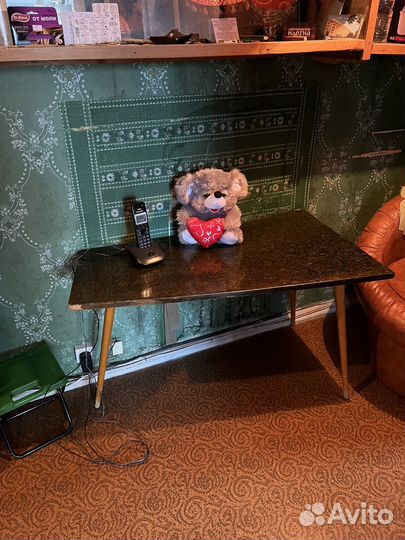 Столик трапеция тренога 70-х годов