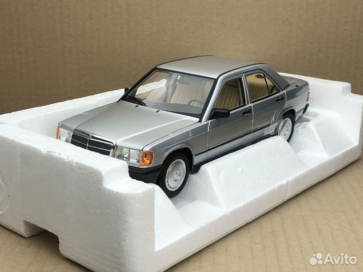 Mercedes-Benz 190 E W201 1982 Norev модель 1:18