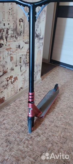 Трюковой самокат Tech team Comrade