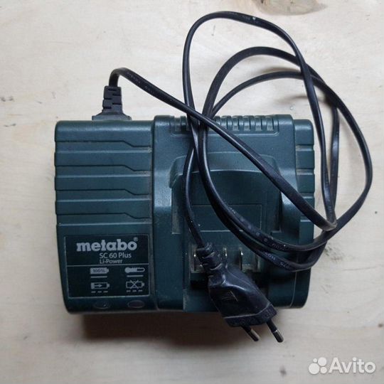 Зарядное устройство metabo sc60 plus