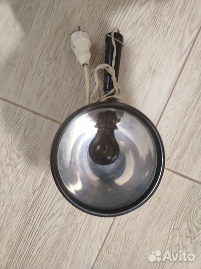 Лампа красная