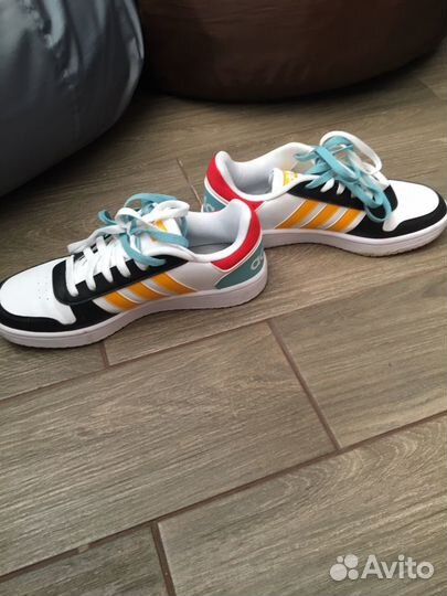 Кроссовки adidas Neo