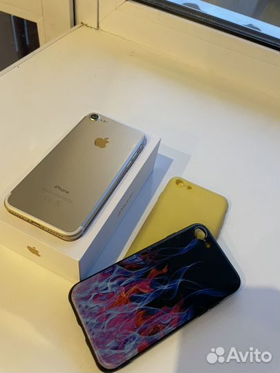 iPhone 7, 32 ГБ