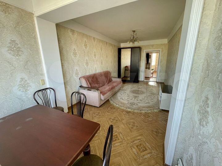 2-к. квартира, 57 м², 8/9 эт.