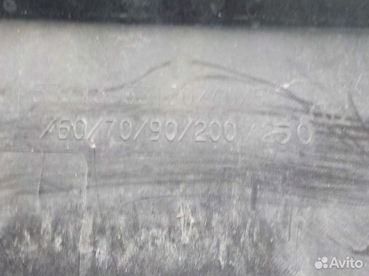 Накладка на бампер toyota camry 50 передняя