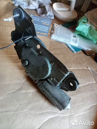 Моторчик стеклоочистителя задний Ford, xs41n17k44